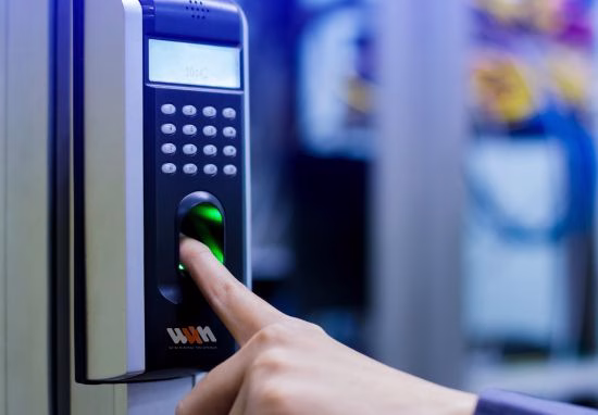 Access Control in Tourism: Intelligent Security