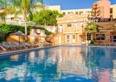 Apartamentos Choromar